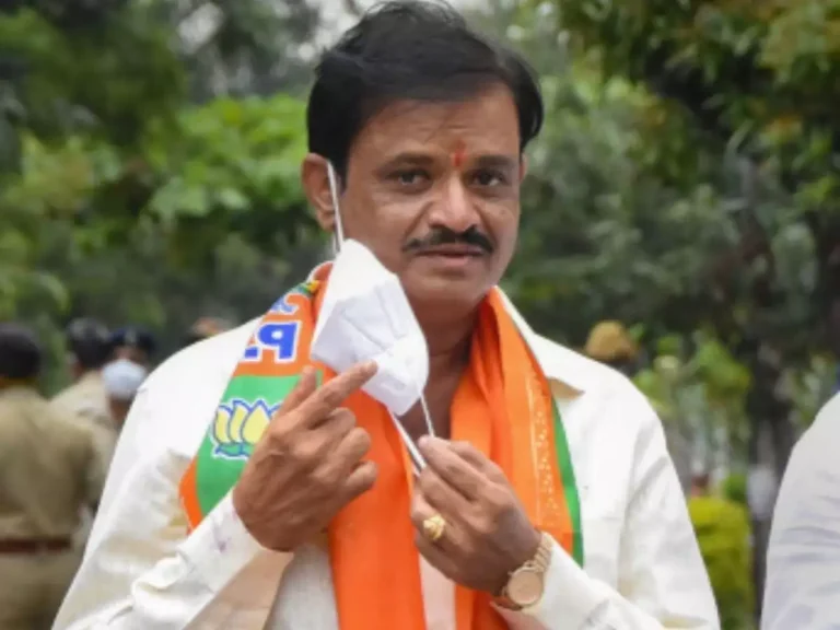 ಜಾತಿ, ಭಾಷೆ ಎಂದು ಬೆಂಗಳೂರನ್ನ ಹಾಳು ಮಾಡ್ಬೇಡಿ: ಡಿಕೆ ಸುರೇಶ್‌ಗೆ ಮುನಿರತ್ನ ಪ್ರತಿಕ್ರಿಯೆ