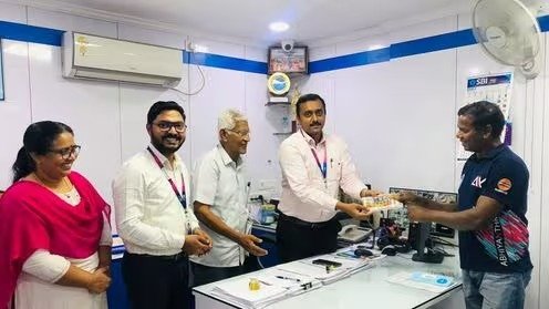 ನಟಿಯ ಮನೆ ಕೆಲಸದಾತ ರಾತ್ರೋರಾತ್ರಿ ಕೋಟ್ಯಾಧಿಪತಿಯಾದ.!