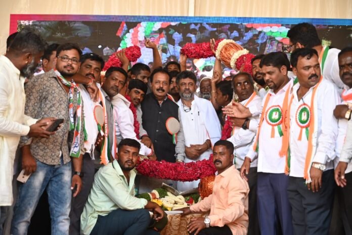 prajadhwani yathre in nagamangala