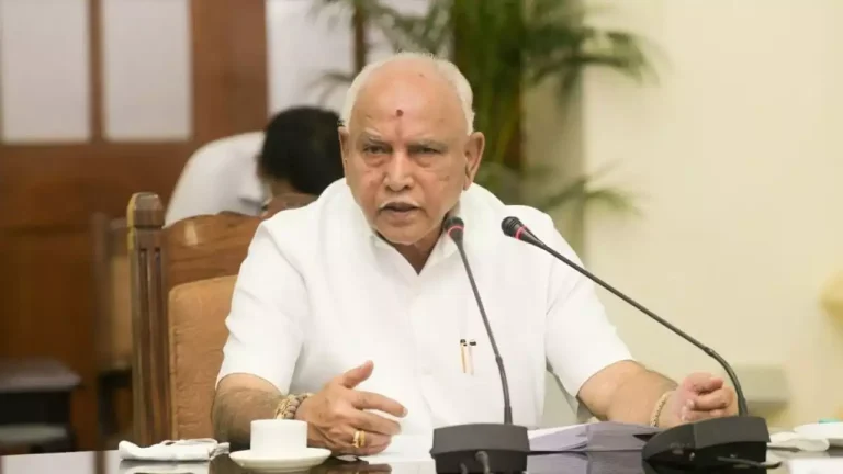 ಹಿಜಾಬ್‌, ಹಲಾಲ್‌ ವಿವಾದ ಅನಗತ್ಯ:  ಬಿಎಸ್‌ವೈ