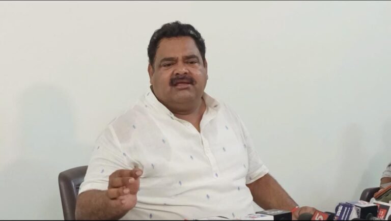 ಬಂಡಾಯ ಅಭ್ಯರ್ಥಿಯಾಗಿ ಸ್ಪರ್ಧೆ ಮಾಡ್ತೀನಿ – ಅನಿಲ್ ಲಾಡ್