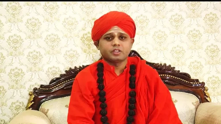 ಬೋವಿ ಸಮುದಾಯದ ಕೆಲ ಶಾಸಕರಿಗೆ ಕೈ ತಪ್ಪಿದ ಟಿಕೆಟ್: ಇಮ್ಮಡಿ ಸಿದ್ಧರಾಮೇಶ್ವರ ಶ್ರೀ ಕಿಡಿ