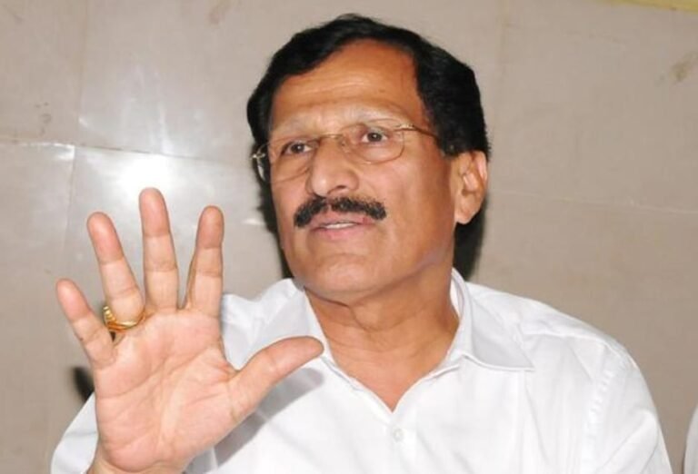 S P Muddahanumegowda