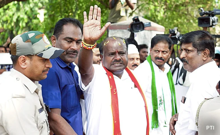ಮಂಡ್ಯದಲ್ಲಿ ಸ್ಪರ್ಧೆ: ಹೆಚ್‌ಡಿಕೆ ಹೇಳಿದ್ದೇನು?