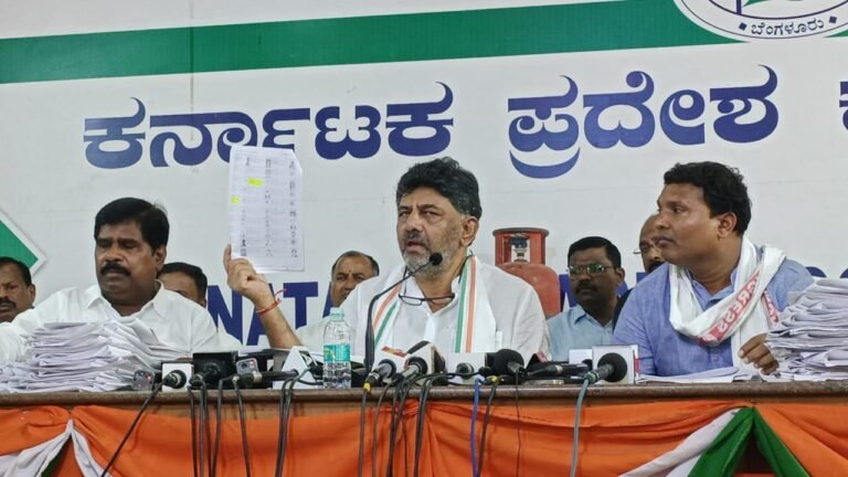 ಮತದಾರರ ಹೆಸರುಗಳ ಅಕ್ರಮ ಸೇರ್ಪಡೆ ನಡೆಯುತ್ತಿದೆ  – ಡಿಕೆಶಿ ಗಂಭೀರ ಆರೋಪ