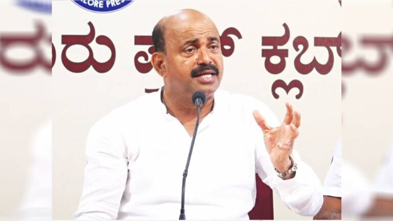 ಡಿಕೆಶಿ ಟಿಕೆಟ್​ ಮಾರಾಟ ಮಾಡಿದ್ದಾರೆ: ಮೊಯ್ದೀನ್ ಆರೋಪ