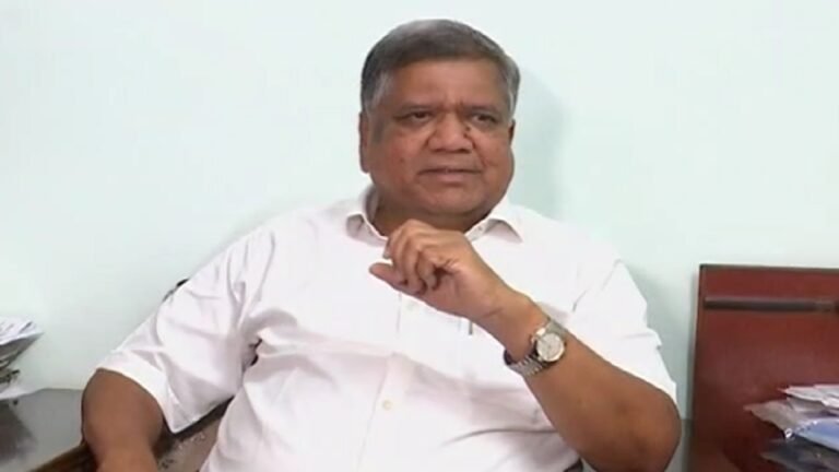 ಇಟ್ಟ ಹೆಜ್ಜೆ ಹಿಂತೆಗೆಯಲ್ಲ: ಮಾಜಿ ಸಿಎಂ ಜಗದೀಶ್ ಶೆಟ್ಟರ್