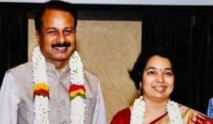 veena dhruvanarayan wife of dhruvanarayan