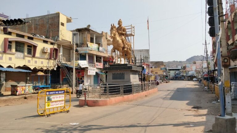 ಒಳಮೀಸಲಾತಿ ವಿರೋಧಿಸಿ ಪ್ರತಿಭಟನೆ: ಶಹಾಪುರದಲ್ಲಿ ನಿಷೇಧಾಜ್ಞೆ ಜಾರಿ
