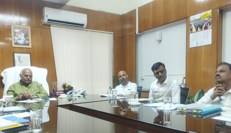 ಬಂಡವಾಳ ಹೂಡಿಕೆಗೆ ಬಾಂಗ್ಲಾ ಉದ್ಯಮಿಗಳು ಆಸಕ್ತಿ :: ಜವಳಿ ಸಚಿವ ಶಿವಾನಂದ ಪಾಟೀಲ ಅವರೊಂದಿಗೆ ಚರ್ಚೆ