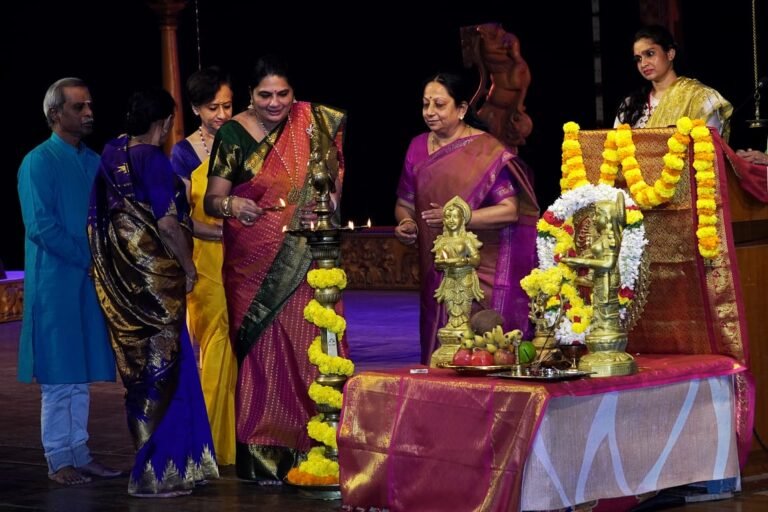 ವೆಂಕಟೇಶ ನಾಟ್ಯ ಮಂದಿರದಿಂದ ಯಶಸ್ವಿಯಾಗಿ ನಡೆದ ಭರತ ನಾಟ್ಯ ರಸ ಸಂಜೆ ಉತ್ಸವ…!