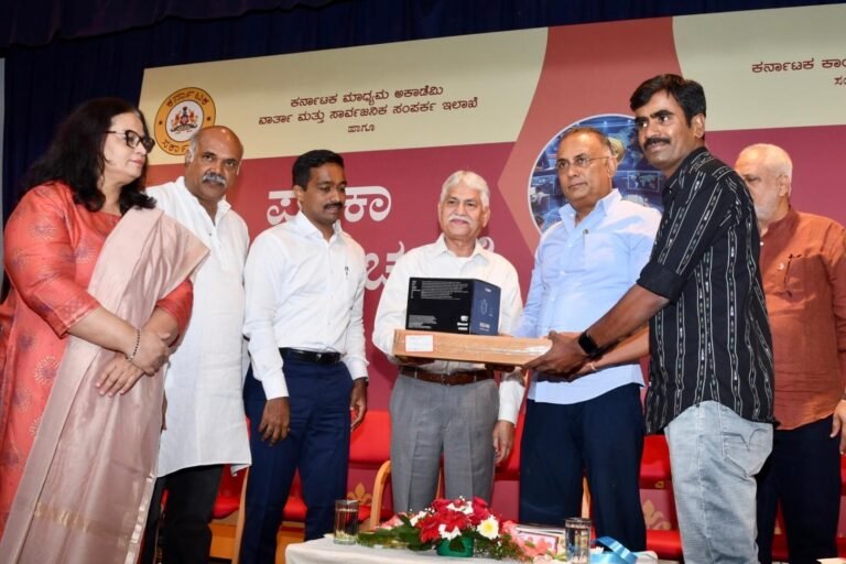 ಆಕರ್ಷಣೀಯ ಸುದ್ದಿಗಳೇ ಪ್ರಾಧಾನ್ಯತೆ ಪಡೆದುಕೊಳ್ಳುತ್ತಿದೆ: ದಿನೇಶ್ ಗುಂಡೂರಾವ್