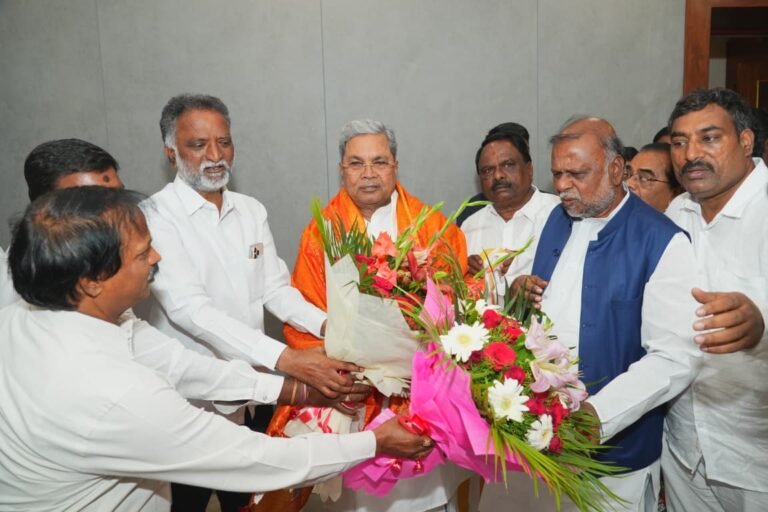 ವಿಶೇಷ ವರದಿ: ಮಾಜಿ ಮುಖ್ಯಮಂತ್ರಿ ಸಿದ್ದರಾಮಯ್ಯ ಅವರನ್ನು ಭೇಟಿಯಾದ ನೂತನ ಸಚಿವರು ಹಾಗೂ ಸ್ಪೀಕರ್ ಅಭ್ಯರ್ಥಿ